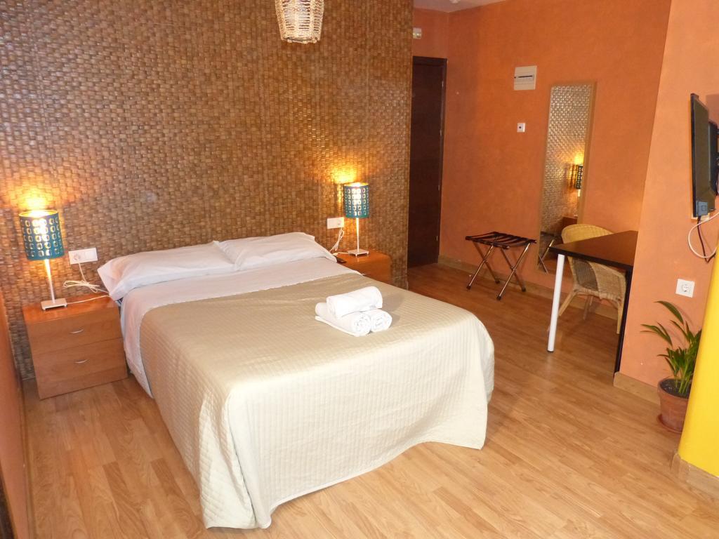 Pension Arena Alicante Rom bilde