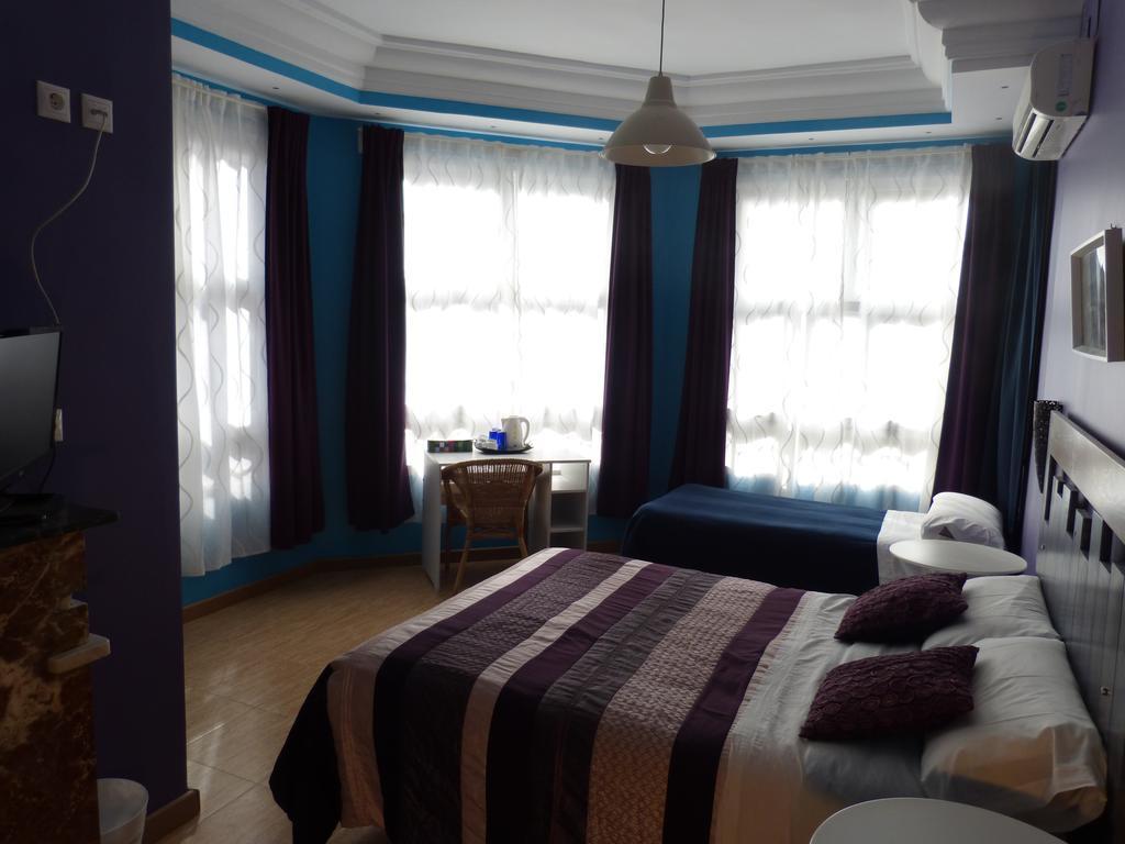 Pension Arena Alicante Rom bilde